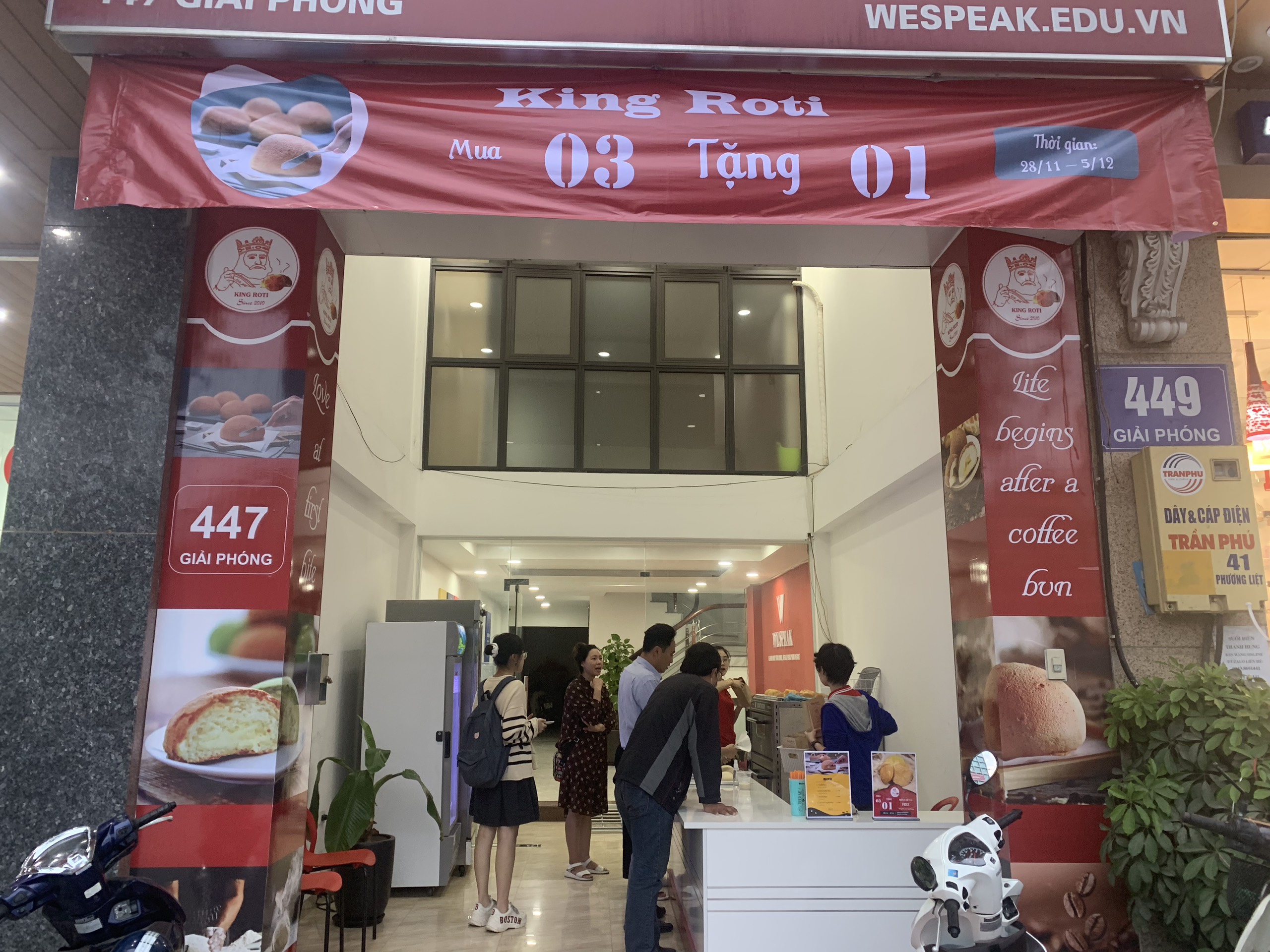 Cửa hàng bánh king Roti Giải Phóng 1